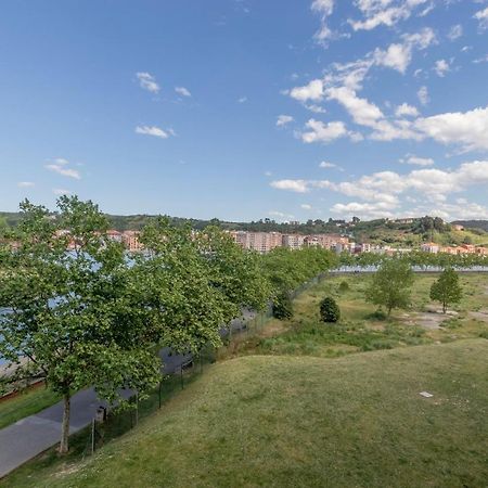 Confort Junto A La Ria De Barakaldo Exterior foto