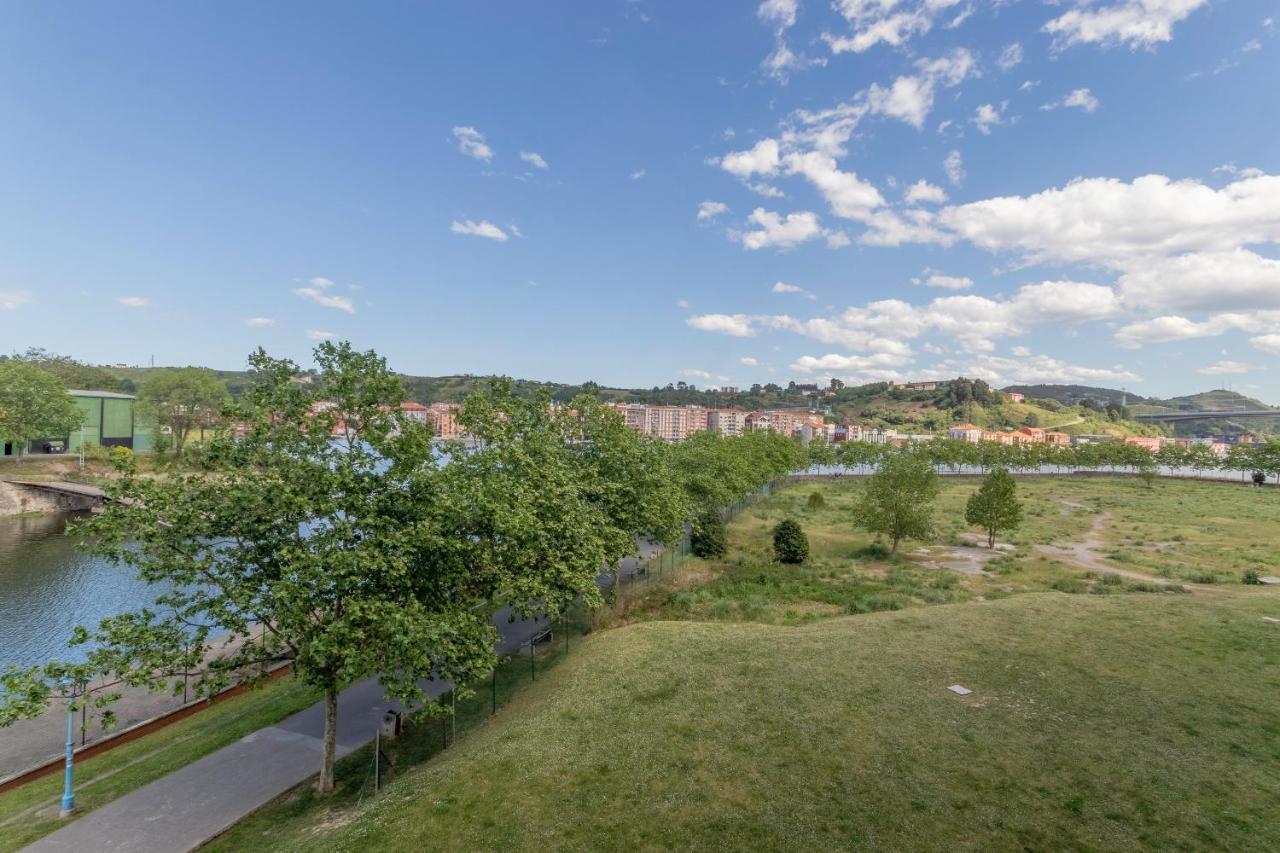 Confort Junto A La Ria De Barakaldo Exterior foto